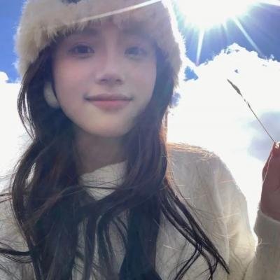 色肉毒蝎女